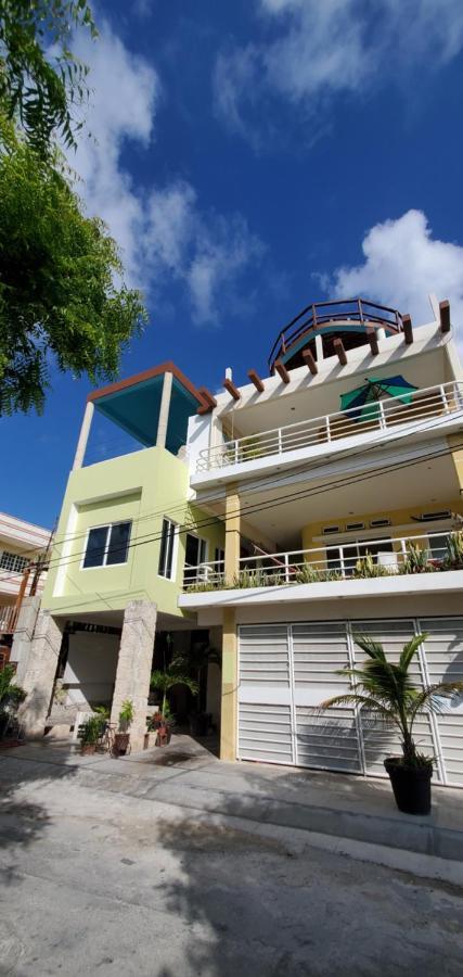 Layla Guesthouse Puerto Morelos Eksteriør bilde